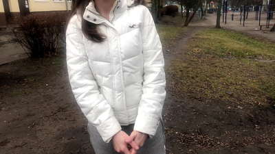 Stranger For the Money Sauged and Fucked. Russesch Amateur. Mat Schwätzen.